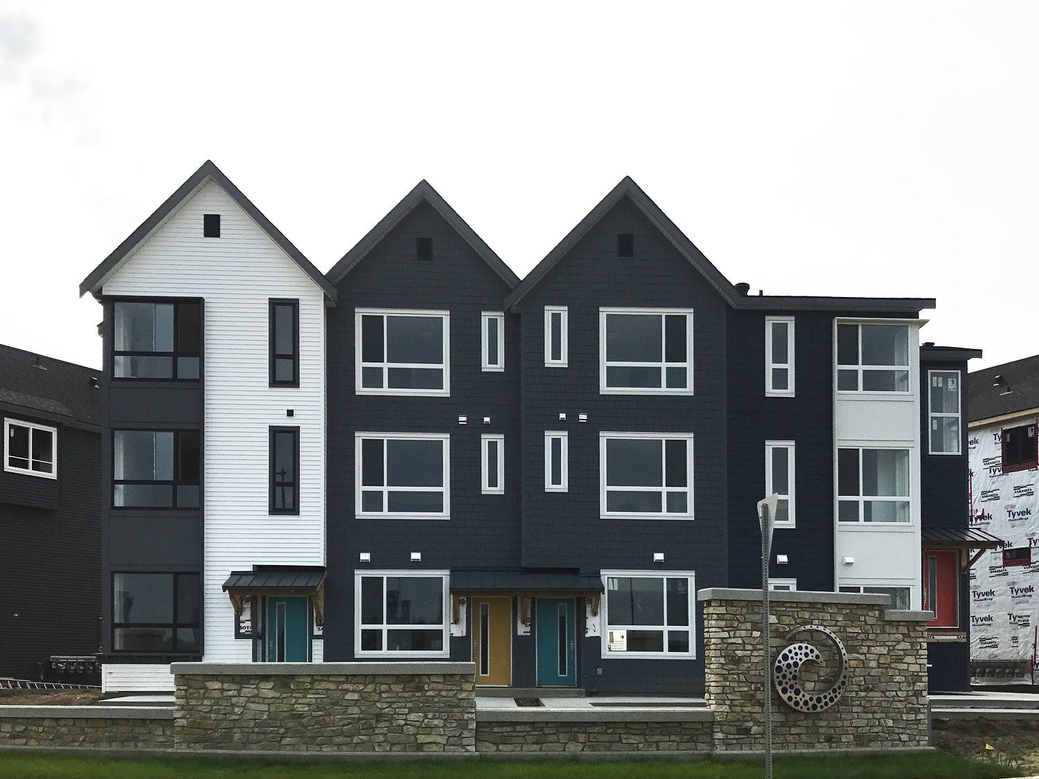 Jensen Lakes, St Albert Sarasota Homes