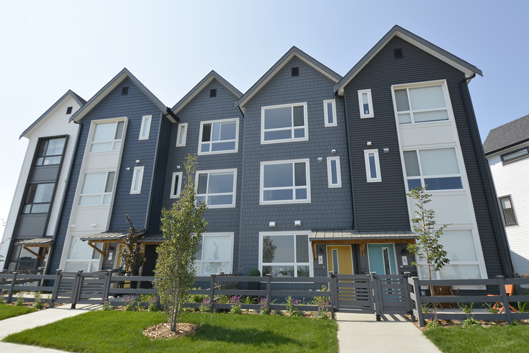 4 Cobalt Beach Front Exterior3 WEB