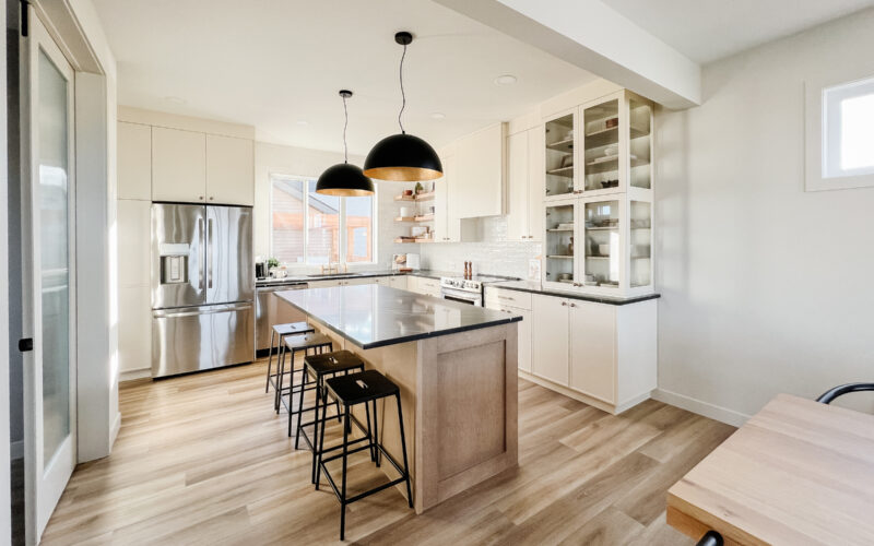 270 Jensen Lakes Blvd-24